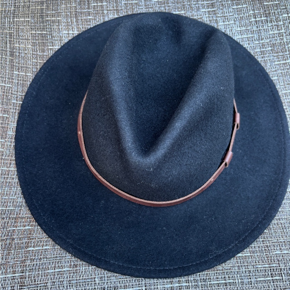 Women’s Black Fedora Hat with Brown Band